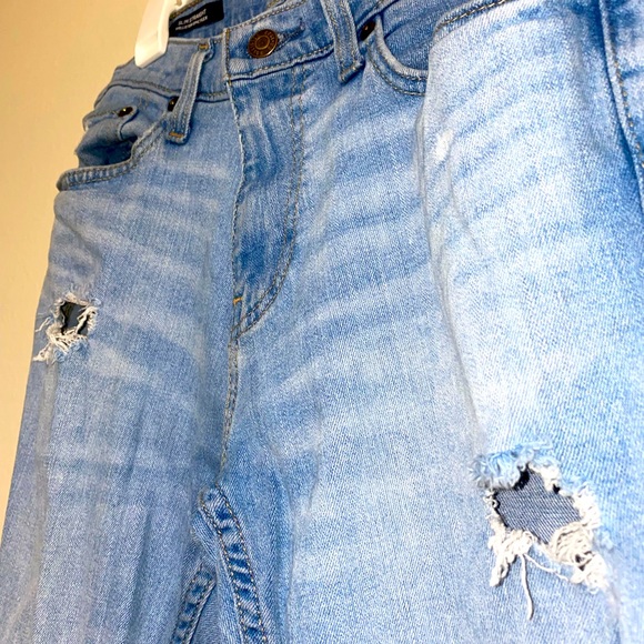 Hollister Light Blue Ripped Jeans W28 L30 Slim Straight - Picture 7 of 8